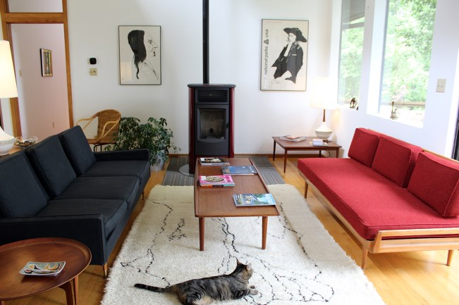 Sara_living-room1_sm